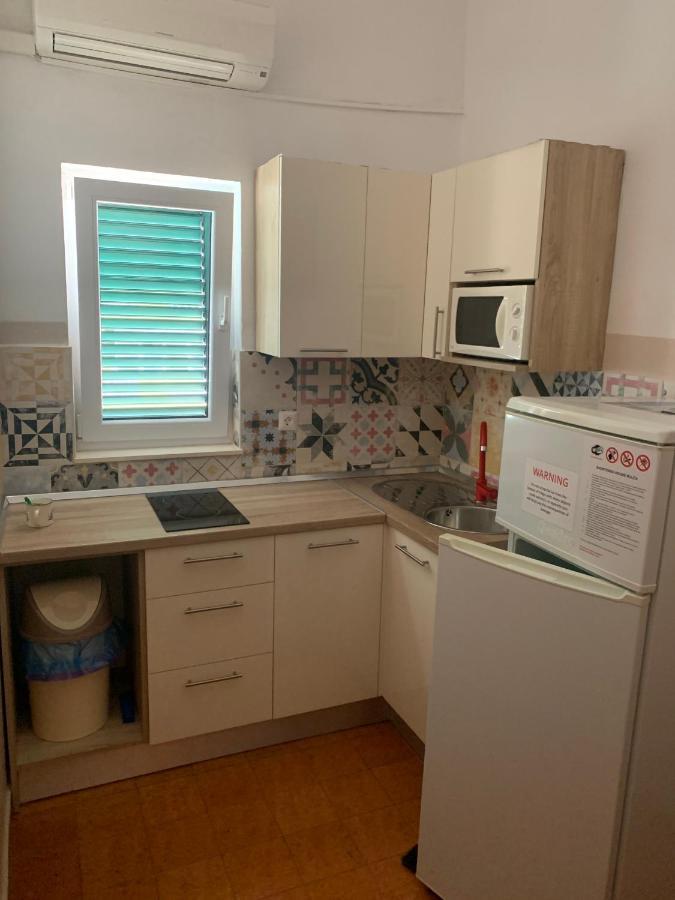 Apartmani Emilio Новаля Екстериор снимка