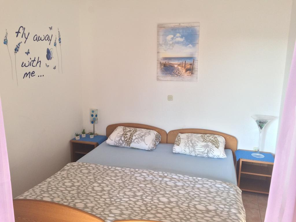 Apartmani Emilio Новаля Екстериор снимка