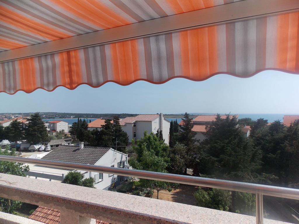 Apartmani Emilio Новаля Екстериор снимка