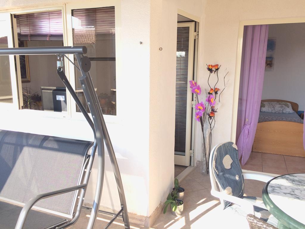 Apartmani Emilio Новаля Екстериор снимка
