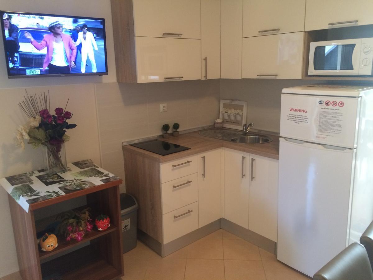 Apartmani Emilio Новаля Екстериор снимка