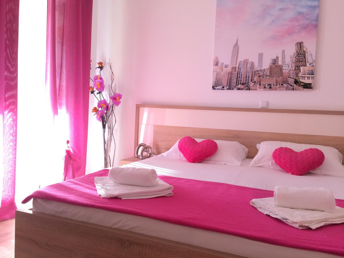 Apartmani Emilio Новаля Екстериор снимка