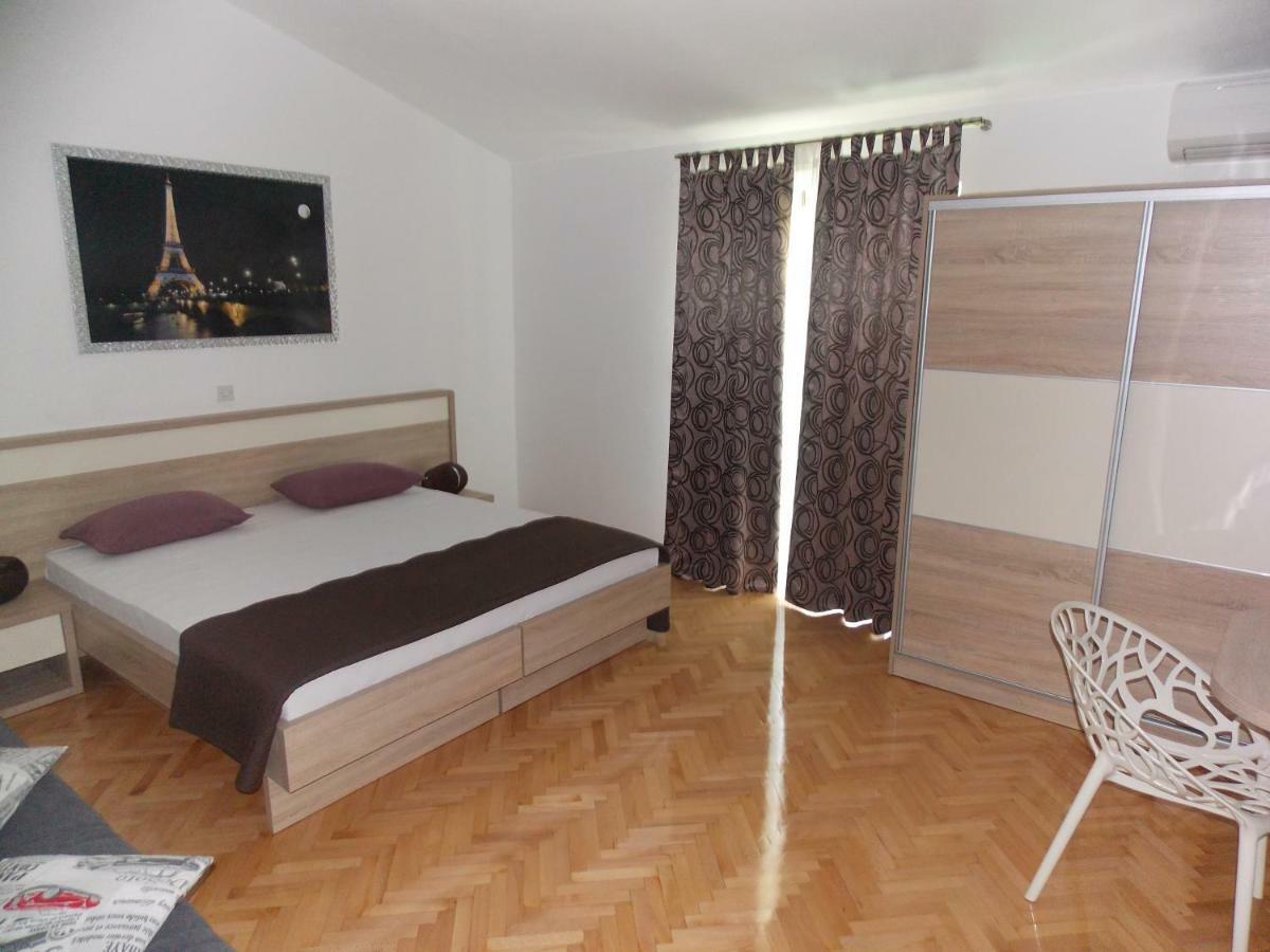 Apartmani Emilio Новаля Стая снимка
